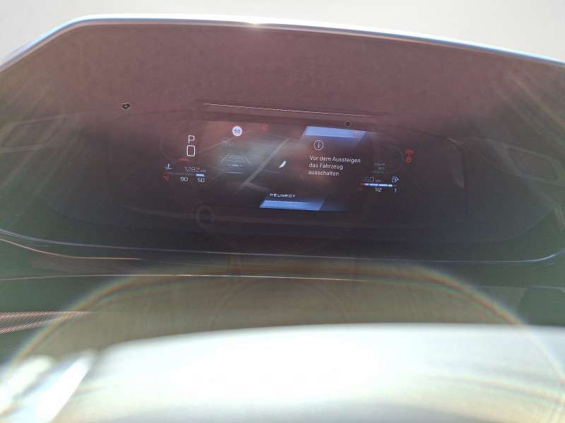 Fahrzeugbild eines Peugeot 408