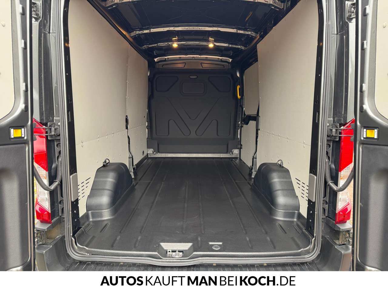 Fahrzeugbild eines Ford Transit