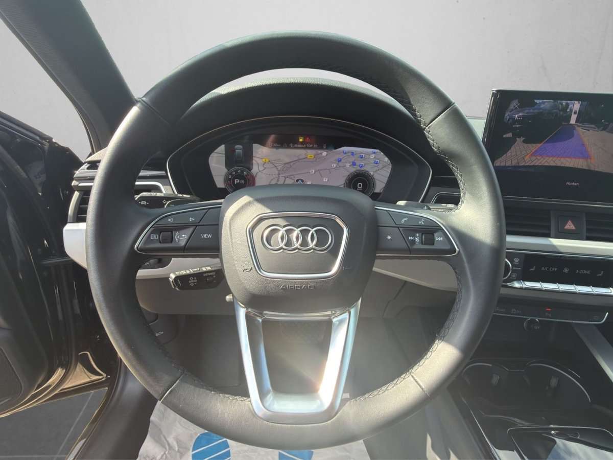 Fahrzeugbild eines Audi A4