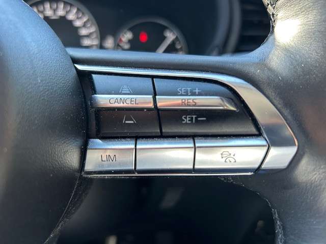 Fahrzeugbild eines Mazda CX-30