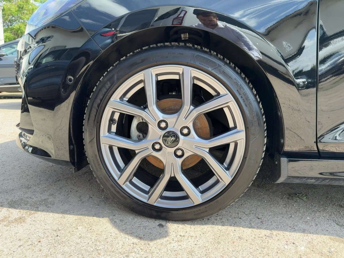 Fahrzeugbild eines Ford Fiesta