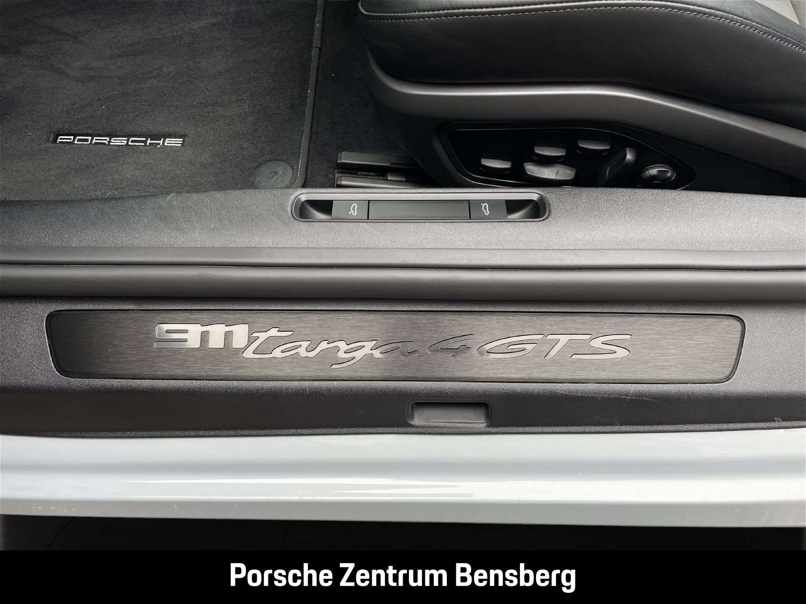 Fahrzeugbild eines Porsche 911