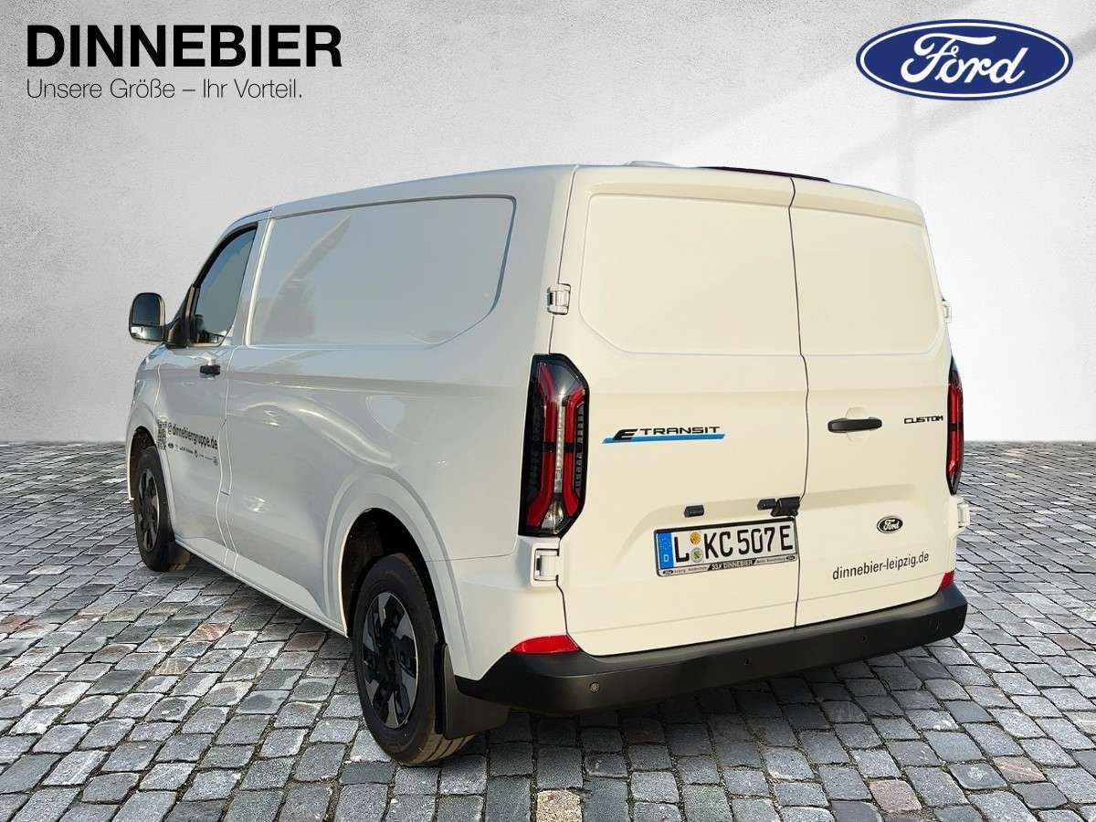 Fahrzeugbild eines Ford Transit Custom