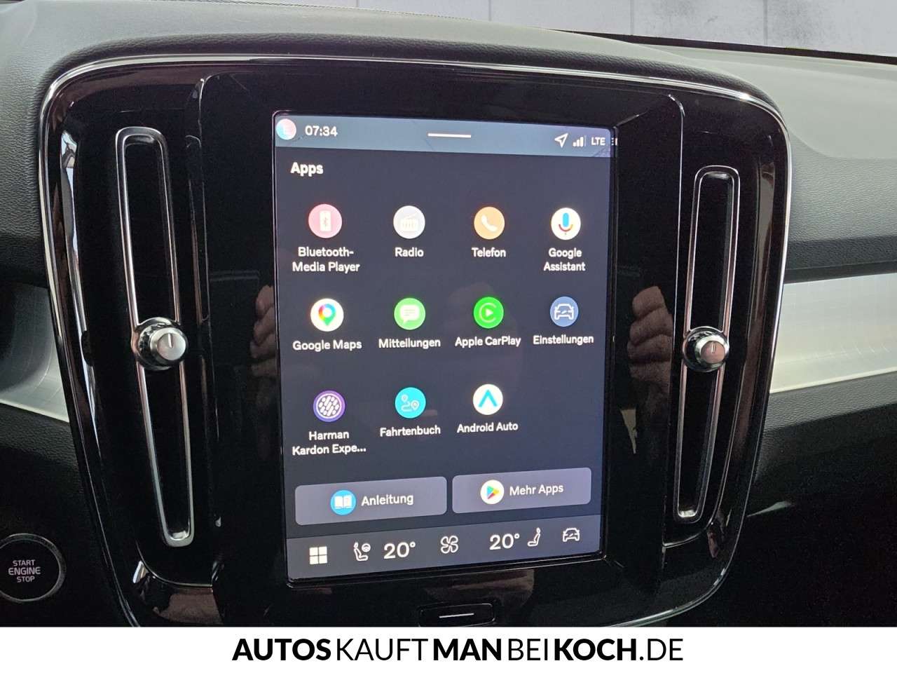 Fahrzeugbild eines Volvo XC40