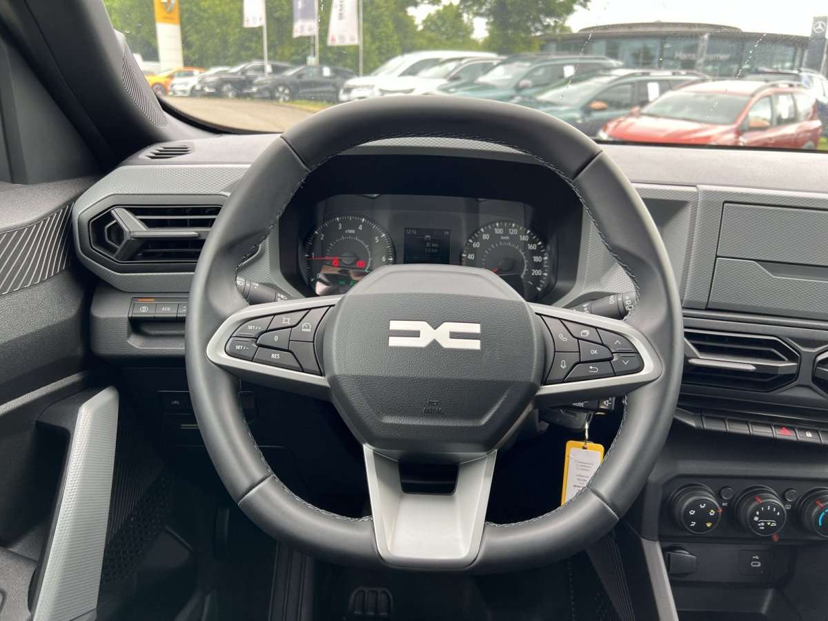 Fahrzeugbild eines Dacia Duster