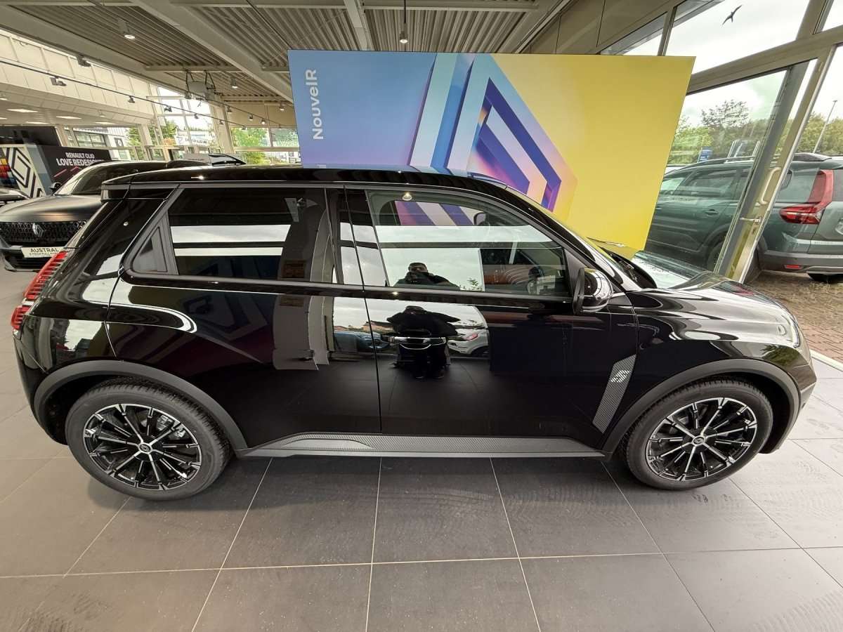 Fahrzeugbild eines Renault 5 E-TECH