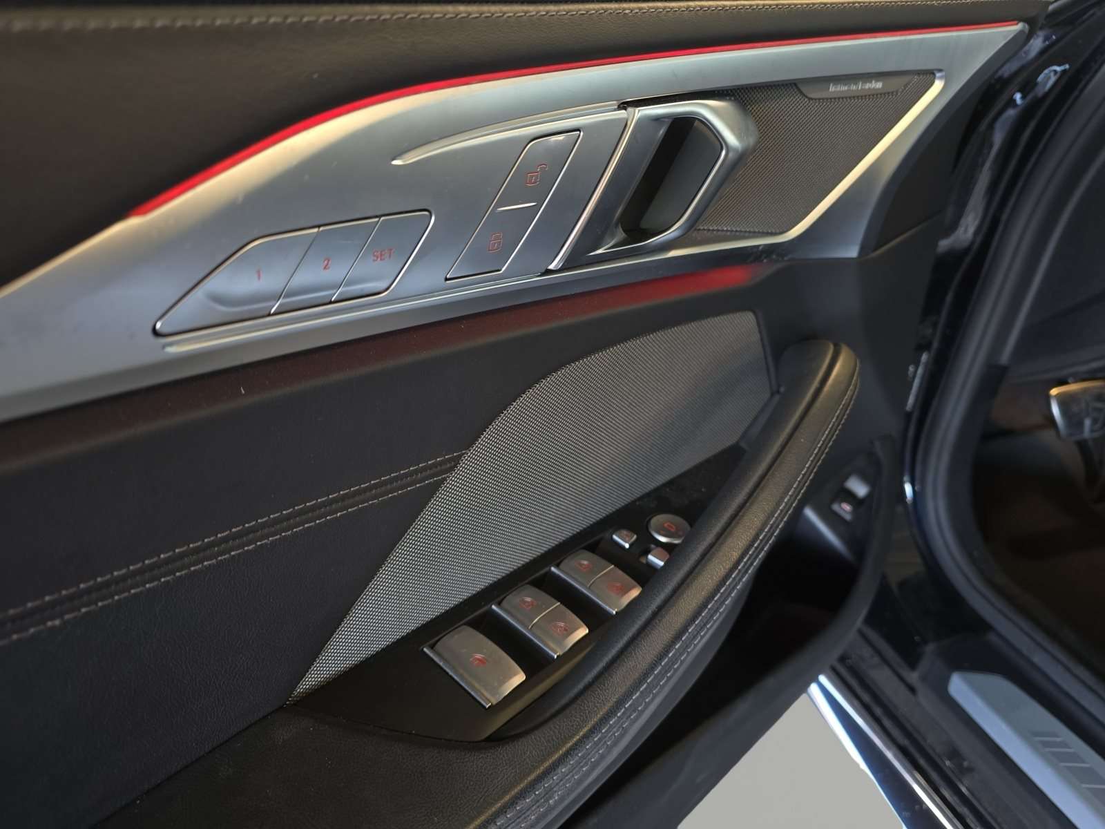 Fahrzeugbild eines BMW 8er-Reihe