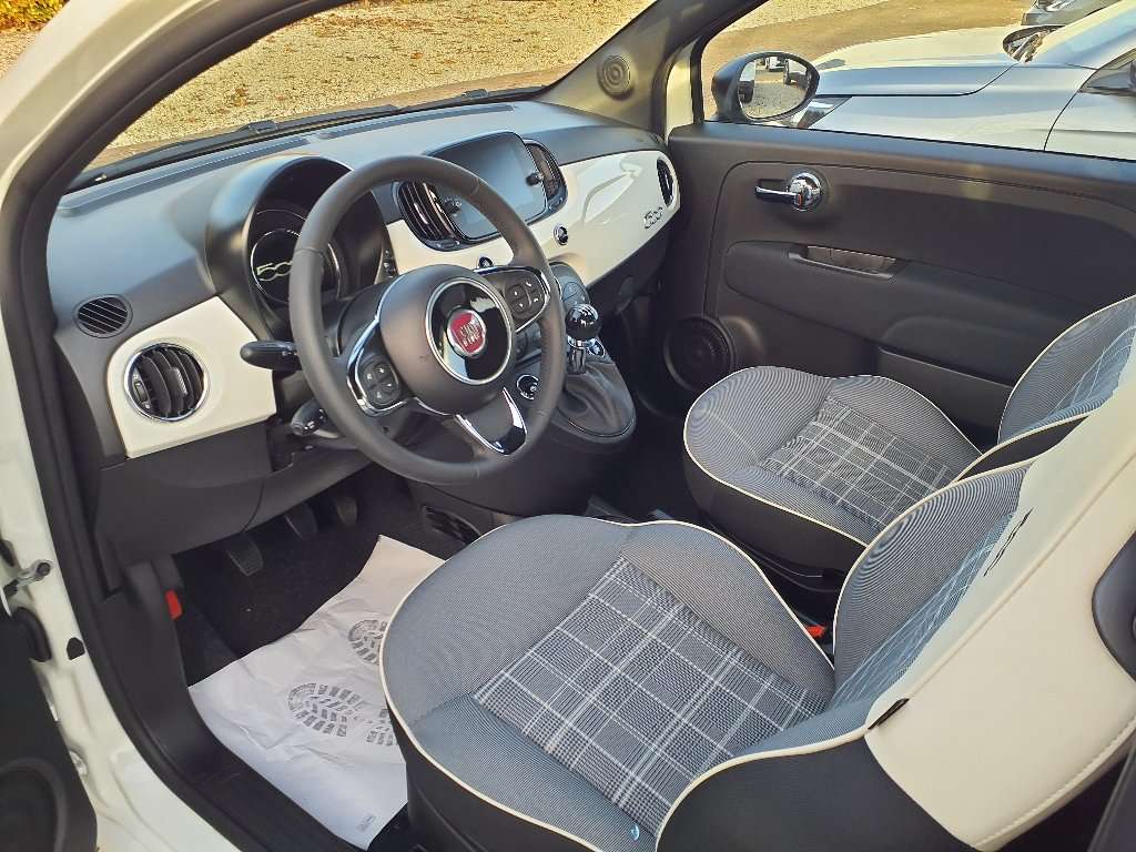 Fahrzeugbild eines Fiat 500