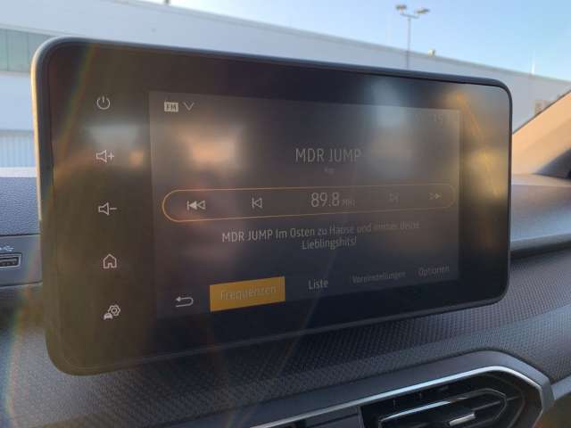 Fahrzeugbild eines Dacia Sandero