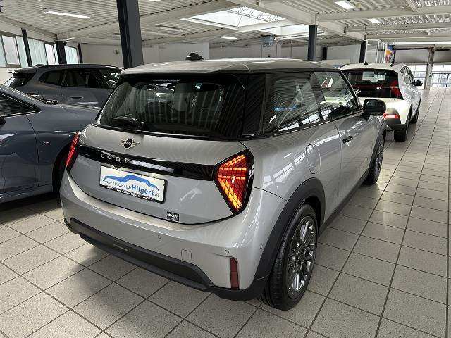 Fahrzeugbild eines MINI COOPER