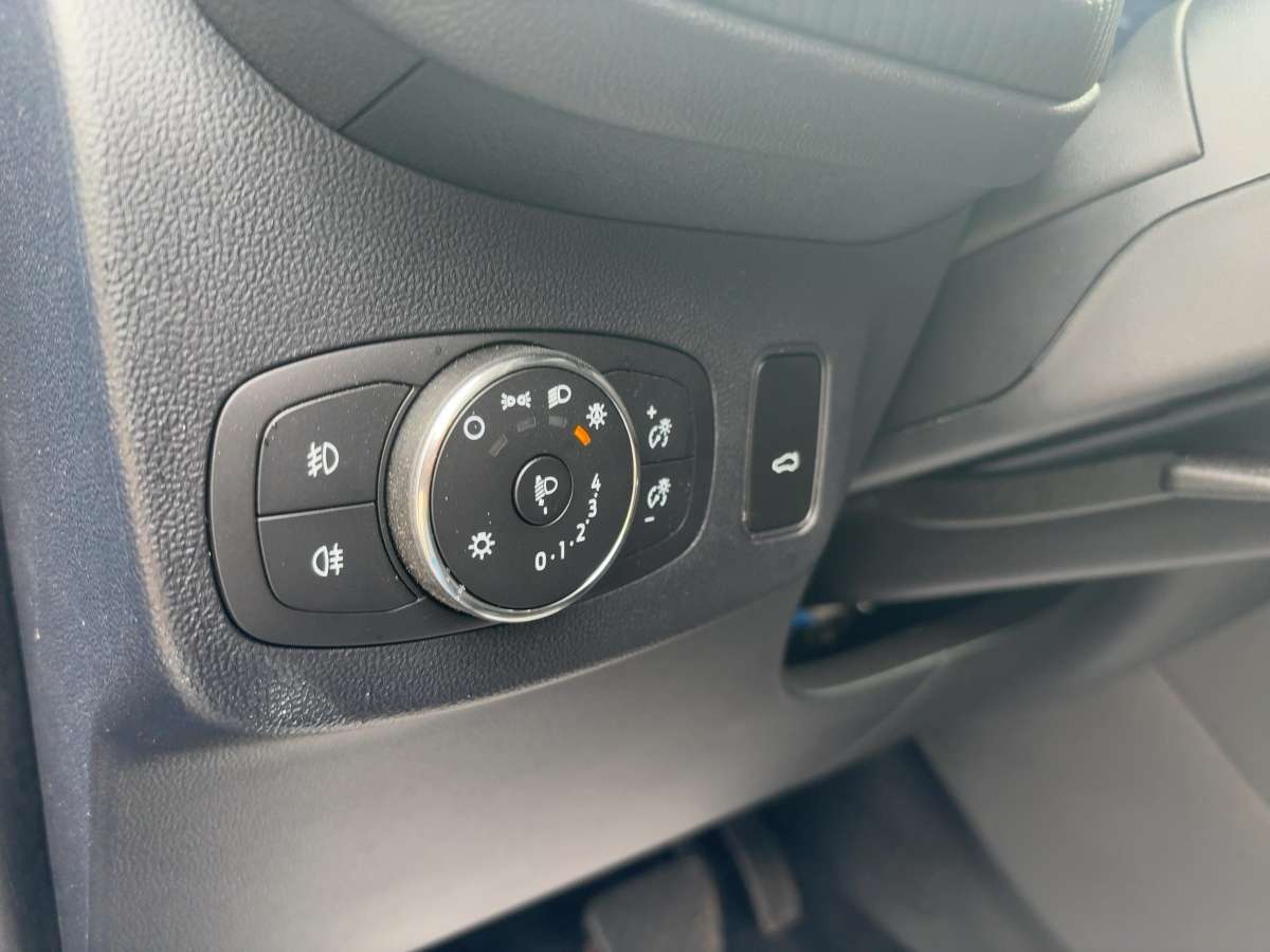 Fahrzeugbild eines Ford Puma