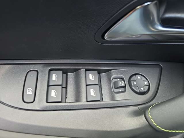 Fahrzeugbild eines Peugeot 2008