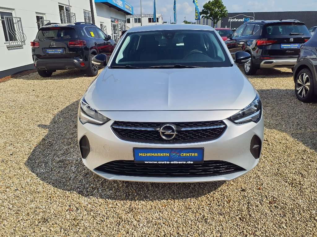 Fahrzeugbild eines Opel Corsa