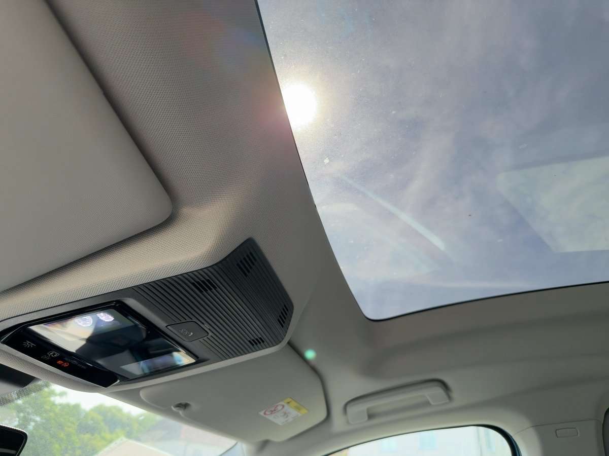 Fahrzeugbild eines Ford Tourneo Connect