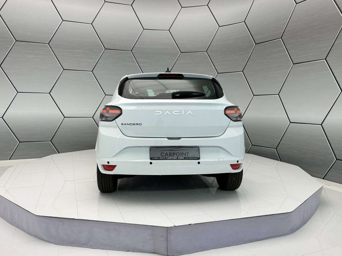 Fahrzeugbild eines Dacia Sandero