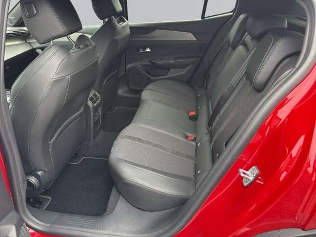 Fahrzeugbild eines Peugeot 408