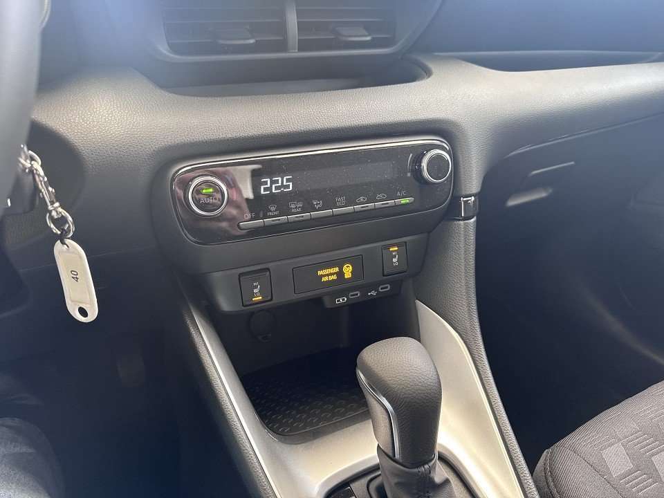Fahrzeugbild eines Mazda Mazda2 Hybrid