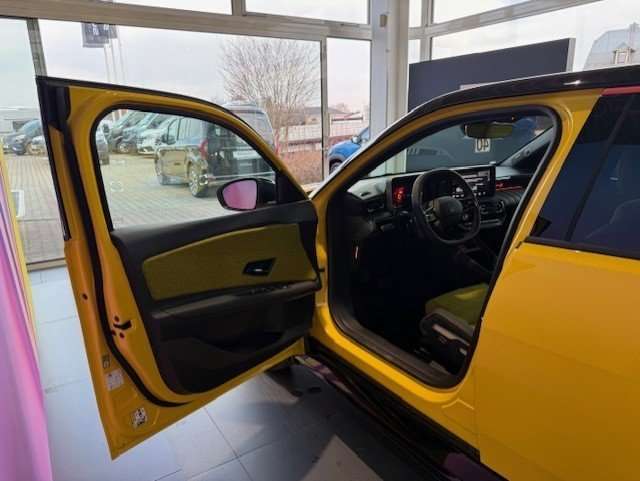 Fahrzeugbild eines Renault 5 E-TECH