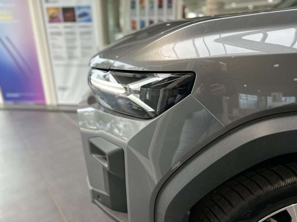 Fahrzeugbild eines Dacia Bigster