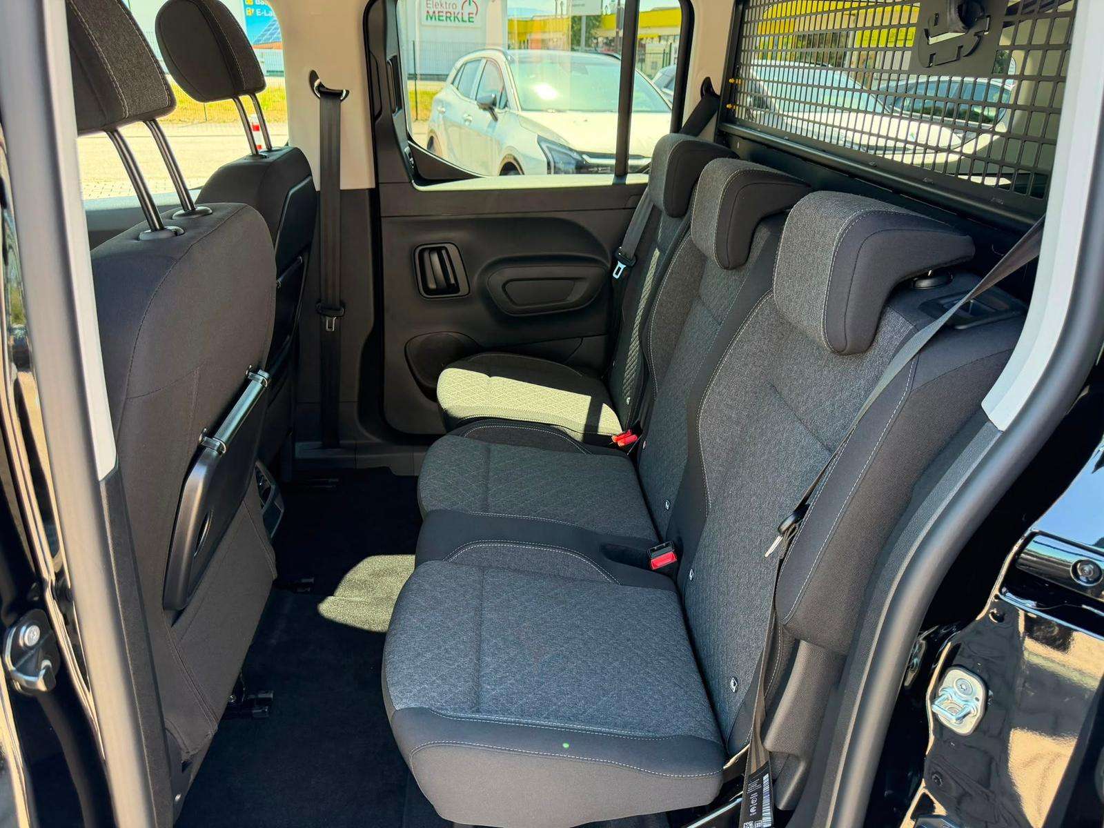 Fahrzeugbild eines Opel Combo Life
