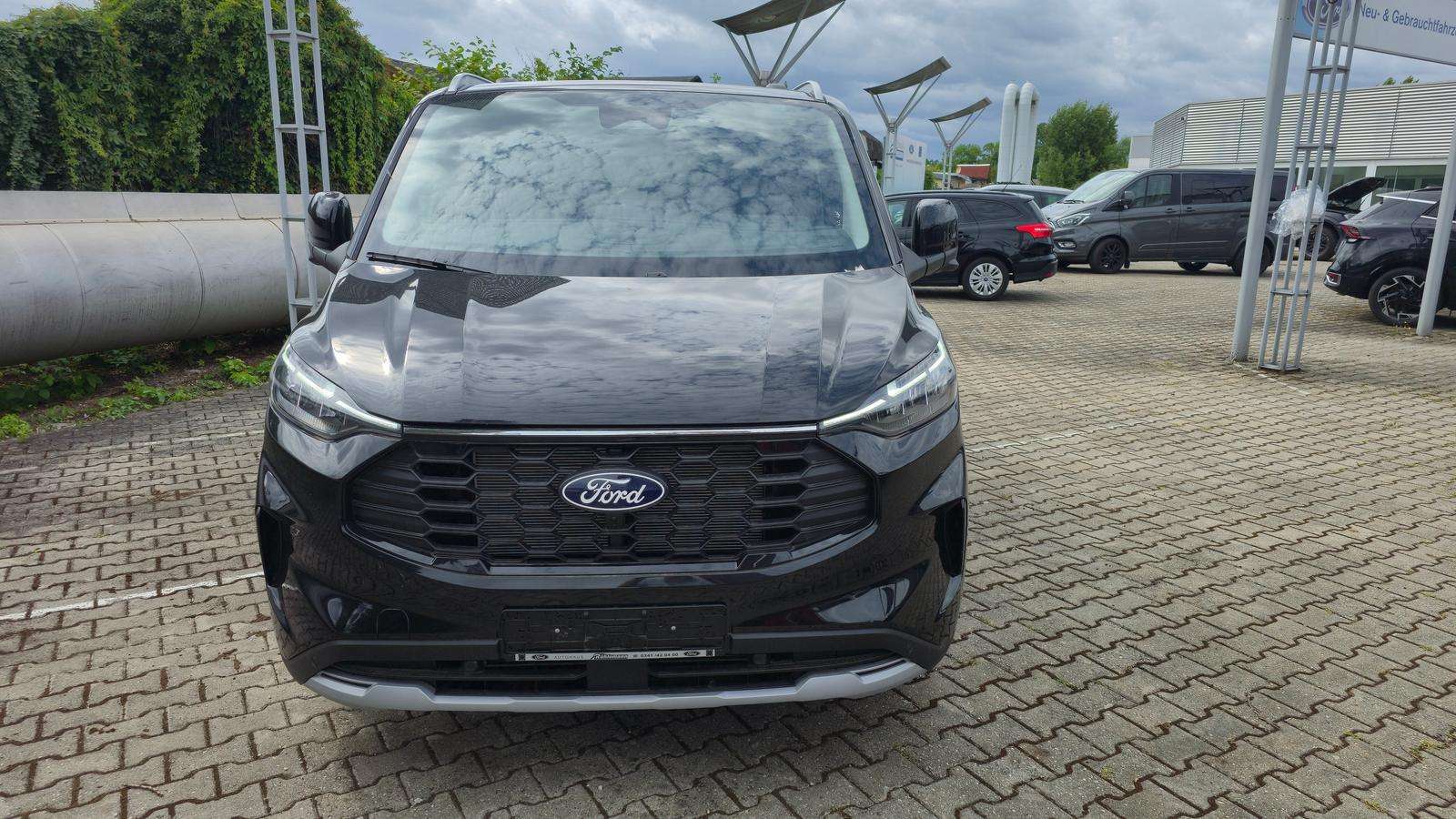 Fahrzeugbild eines Ford Tourneo Custom