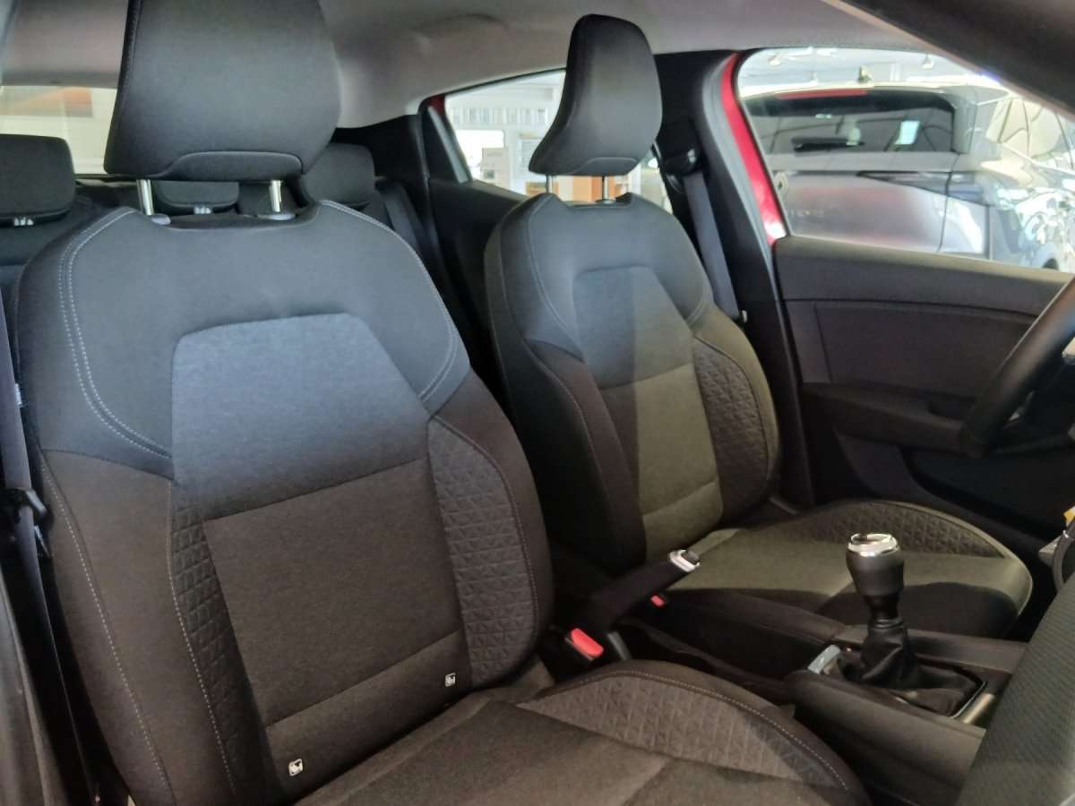 Fahrzeugbild eines Renault Clio