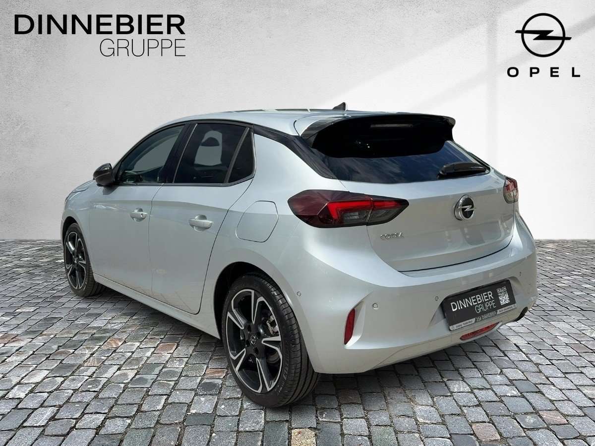 Fahrzeugbild eines Opel Corsa