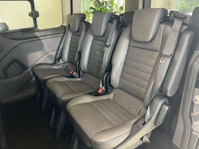 Fahrzeugbild eines Ford Tourneo Custom