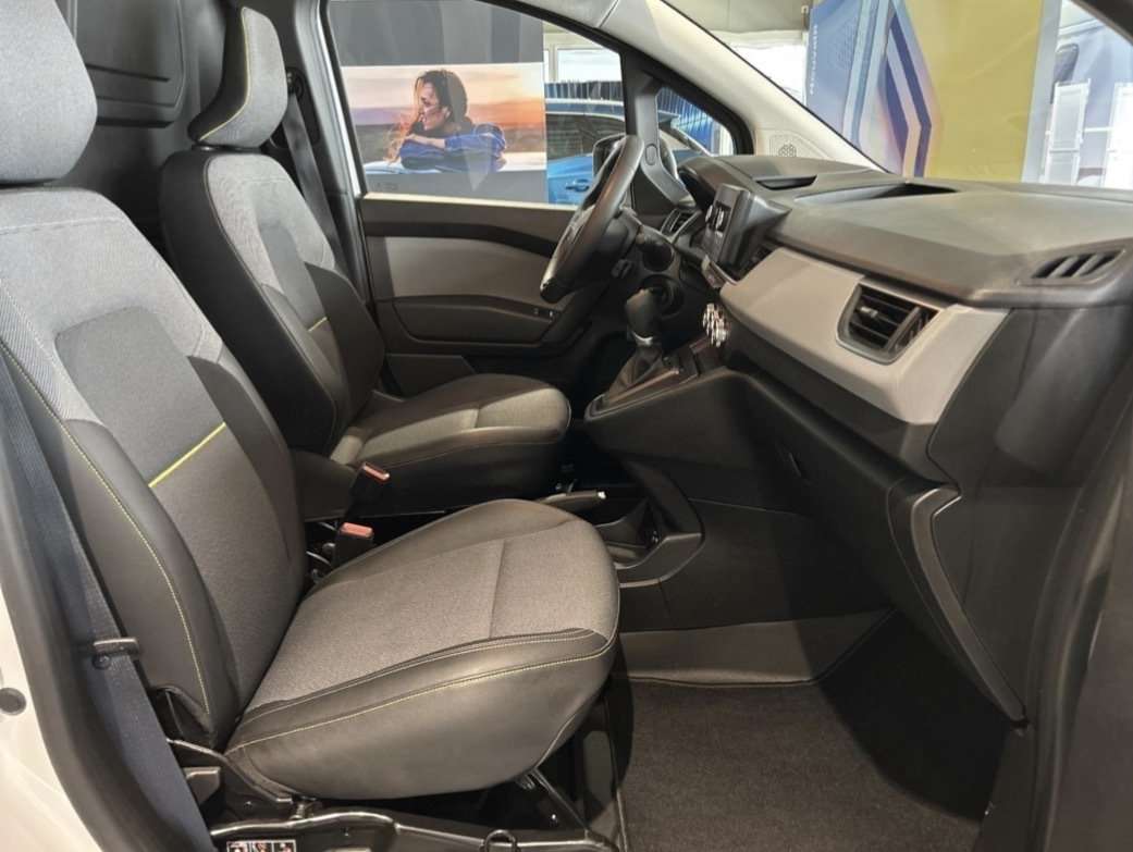 Fahrzeugbild eines Renault Kangoo E-TECH