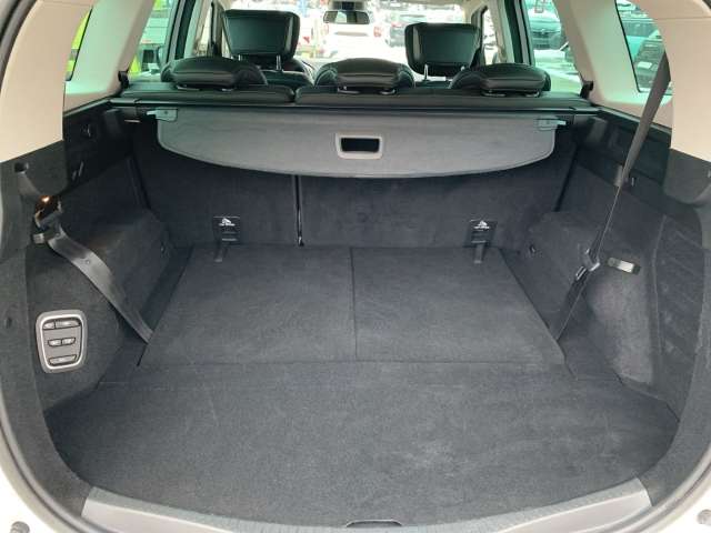 Fahrzeugbild eines Renault Grand Scénic