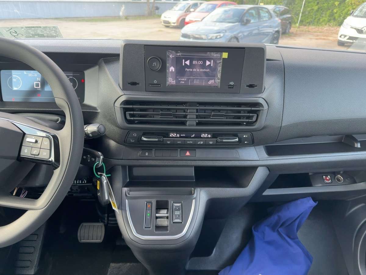 Fahrzeugbild eines Opel Vivaro