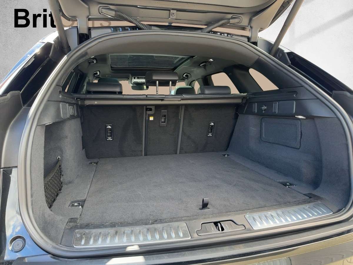 Fahrzeugbild eines Land Rover Range Rover Velar
