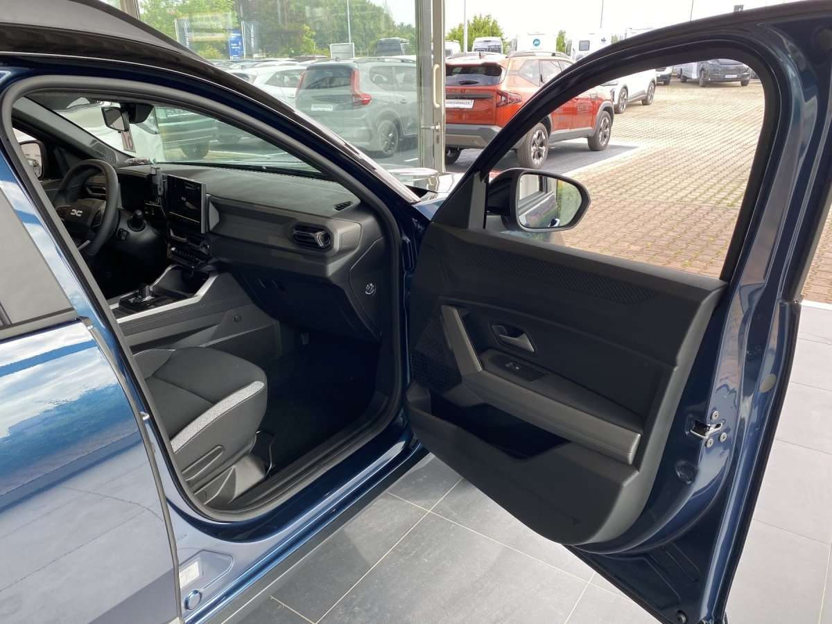 Fahrzeugbild eines Dacia Bigster