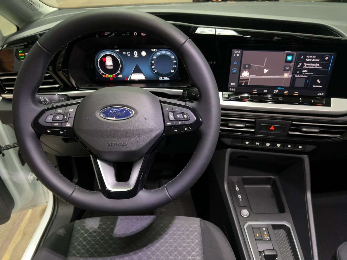 Fahrzeugbild eines Ford Tourneo Connect