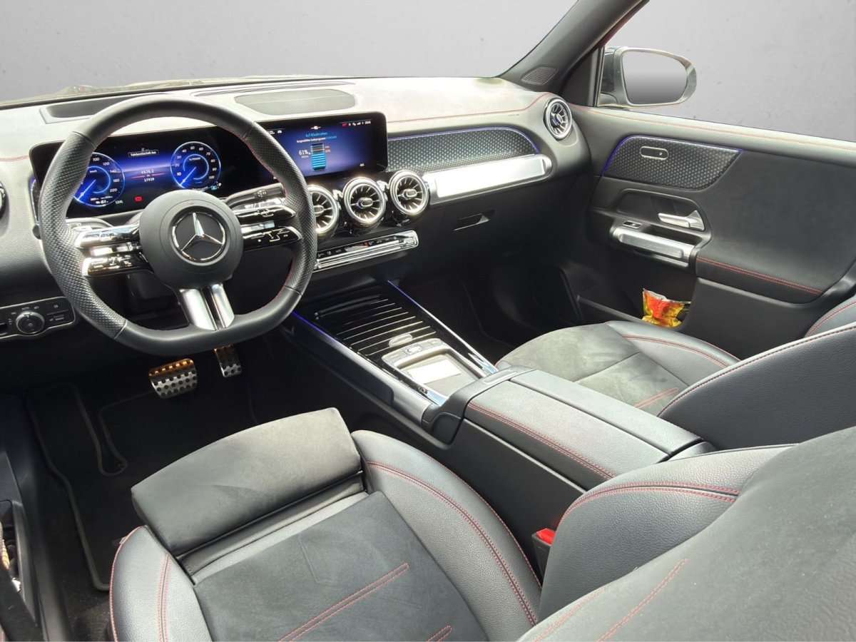 Fahrzeugbild eines Mercedes-Benz EQB