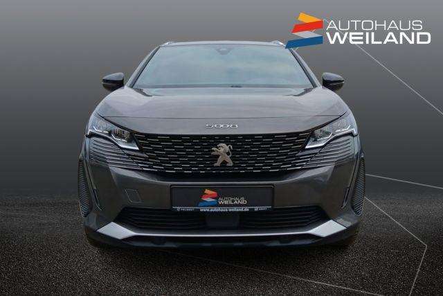 Fahrzeugbild eines Peugeot 5008