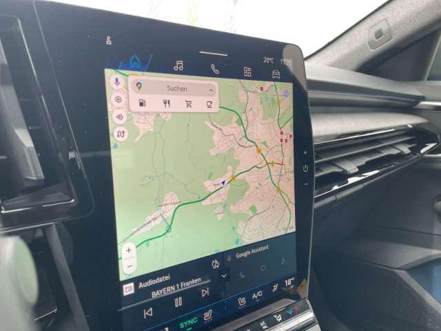 Fahrzeugbild eines Renault Rafale