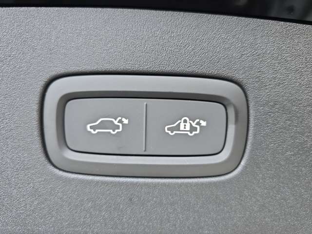 Fahrzeugbild eines Volvo ES90