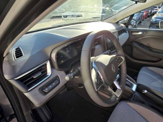 Fahrzeugbild eines Renault Clio