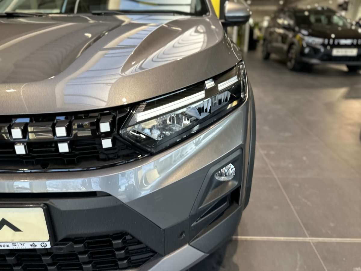 Fahrzeugbild eines Dacia Jogger