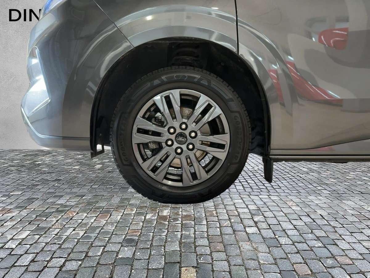 Fahrzeugbild eines Ford Tourneo Custom