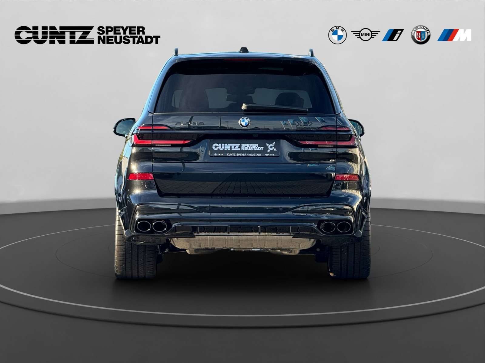 Fahrzeugbild eines Alpina XB7