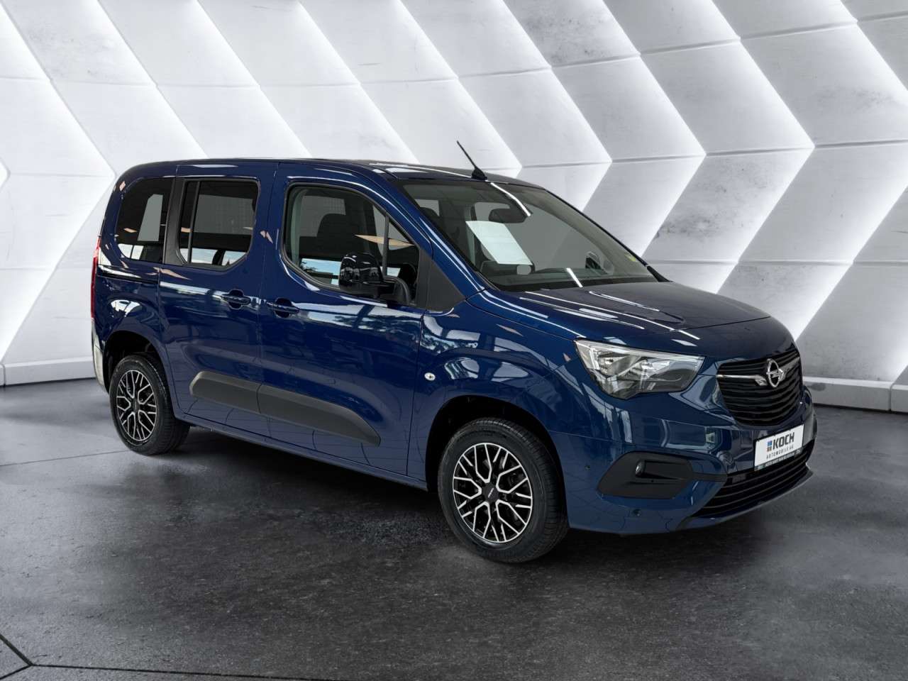 Fahrzeugbild eines Opel Combo Life