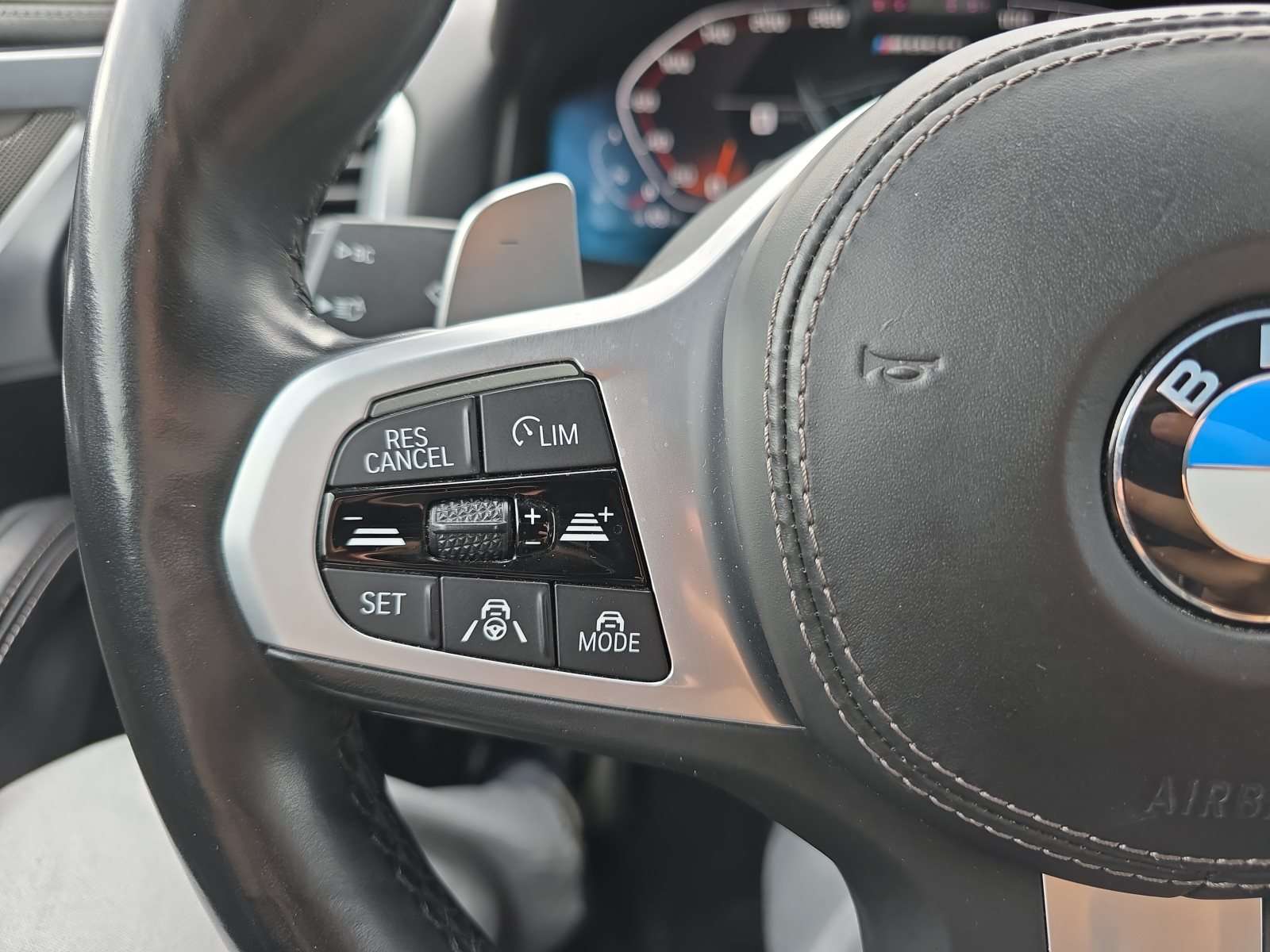 Fahrzeugbild eines BMW 8er-Reihe