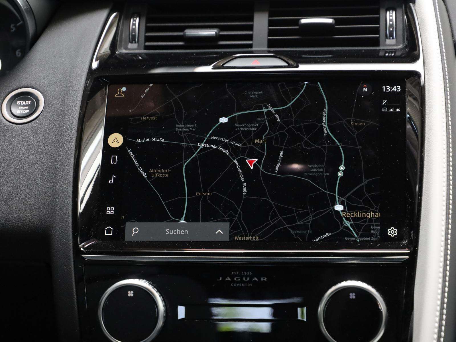 Fahrzeugbild eines Jaguar E-PACE