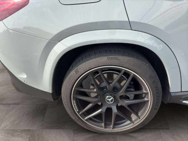 Fahrzeugbild eines Mercedes-Benz GLE