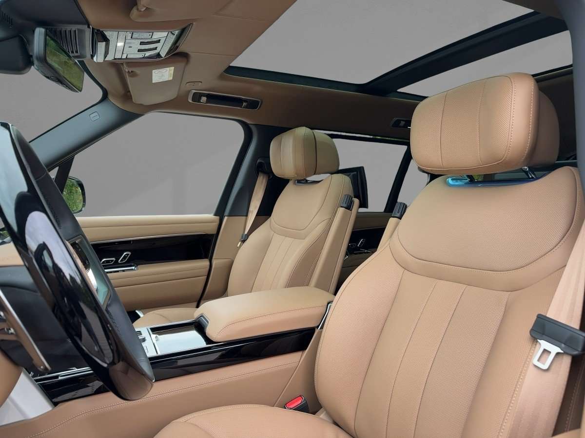 Fahrzeugbild eines Land Rover Range Rover