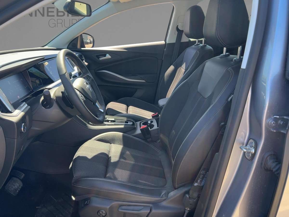Fahrzeugbild eines Opel Grandland X