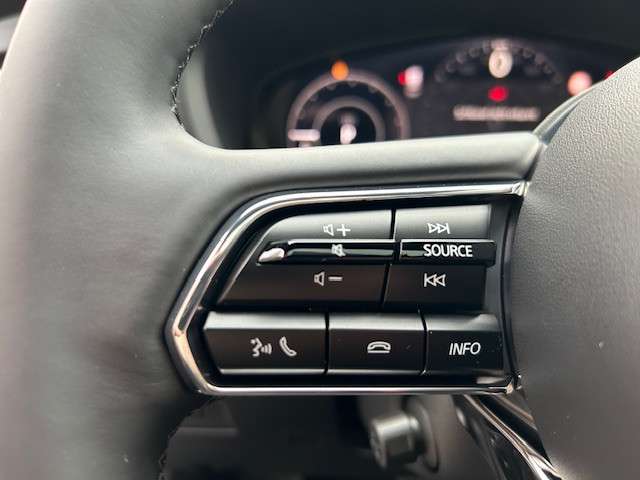 Fahrzeugbild eines Mazda CX-60