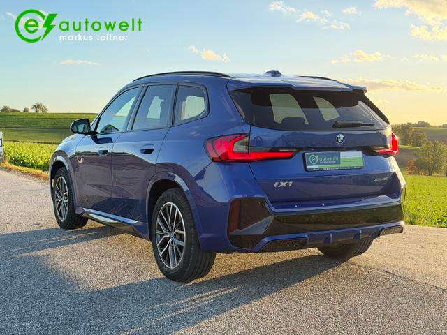 Fahrzeugbild eines BMW iX1